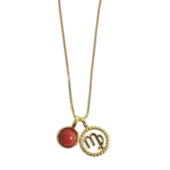 detalhe do colar semijoia do signo Virgem com pedra howlita salmão banhado a ouro 18k