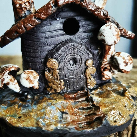 Casinha de cerâmica A8x8x8Cm