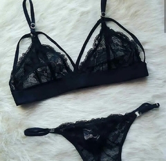 Bralette Lujan en internet