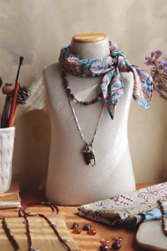 Pañuelo Rosita en internet