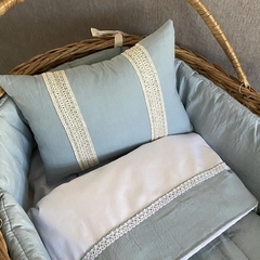 Almohadón tusor con puntilla de hilo - Mimi Melón Deco