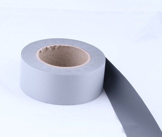 CINTA REFLECTIVA GRIS PARA COCER 5CM ( X ROLLO )