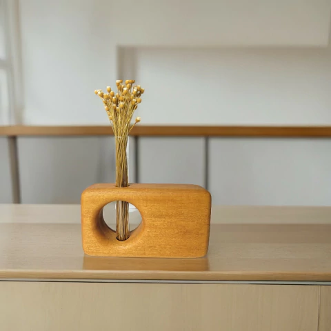 Enfeite de Madeira para Flores e Hidropônicos: Decoração Moderna e Minimalista