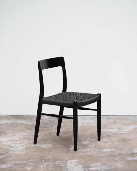 SILLA MALER NEGRA