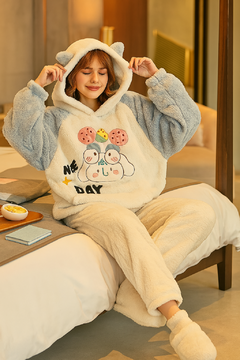 CONJUNTO PIJAMERO LIAN en internet