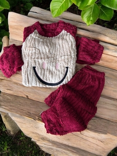 CONJUNTO PIJAMERO SMILE en internet