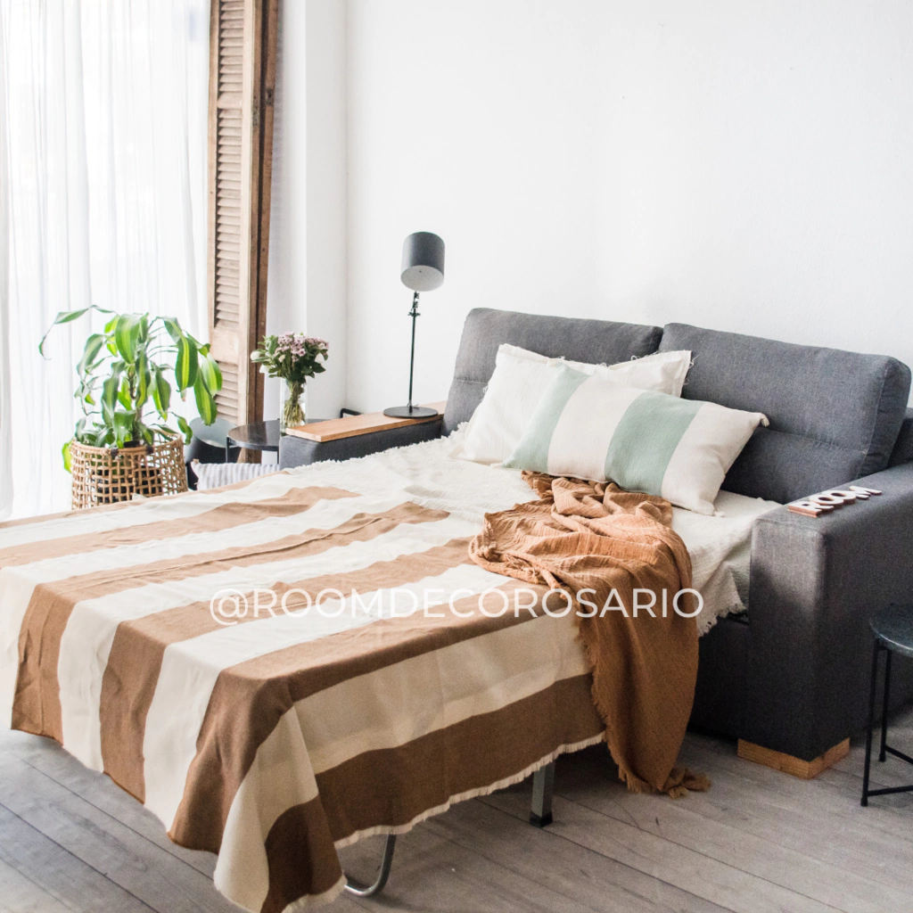 Sofá cama con estructura plegable