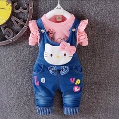 Macacão Hello Kitty