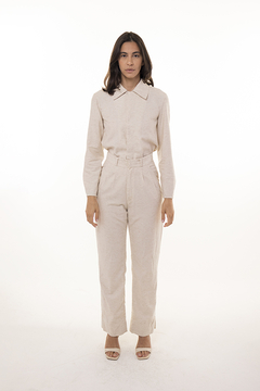 Tailored Clochard Style Trousers Made of Natural Fibers