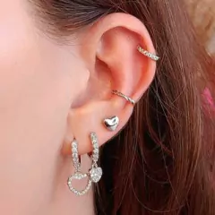 Argola com Pingente de Coração - comprar online