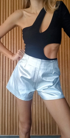 Short Mindy