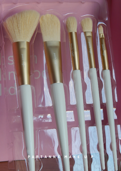 BRUSHES WHITE X 5 SINTETIC - Partanna Make up