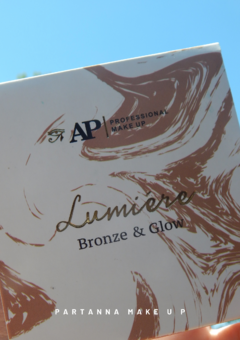 Bronze & Glow Lumière Palette en internet