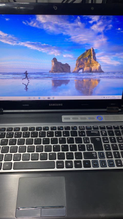 Imagem do Notebook Samsung RF511 intel core i5/SSD 256 GB/8gb/hdmi-vga/Dvd tela”15.6”/Bateria nova.