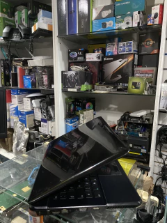 Notebook CCE win l25 - Proc. celeron 4 GB RAM + 320 GB - Bateria viciada - loja online