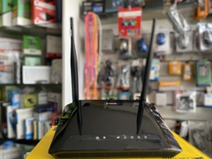 Imagem do Roteador Wireless com 2 Antenas D-Link DIR-615 | 300MBPS Bivolt usado