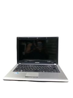 Notebook Samsung RV 410 Proc. Pentium Dual Core 4 GB Ram, HD 320 GB, Bateria Viciada - Windows 10 - comprar online