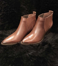 BOTINA FEMININA BICO FINO - COD:15155