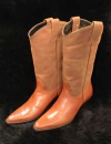 BOTA TEXANA DE BICO FINO COM SALTO CARRAPETA - COD: 9353