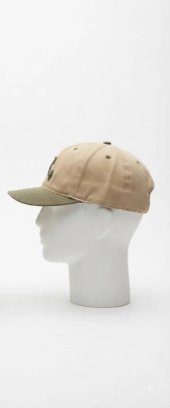 Boné bege desing classico. - comprar online