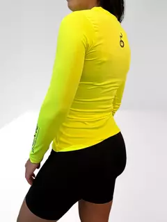 REMERA TERMICA AMARILLO FLUOR PANTRO MUJER - comprar online