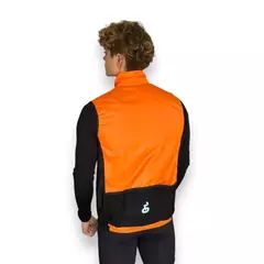 CHALECO ROMPEVIENTO ULTRALIVIANO NARANJA - comprar online