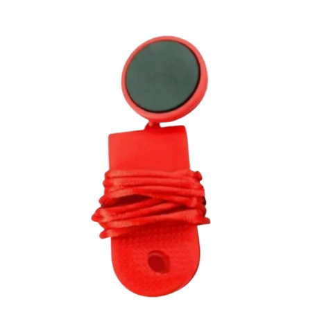 Chave de Seguranca Universal de Esteira com ima de 2,5cm e comprimento total 3,0cm
