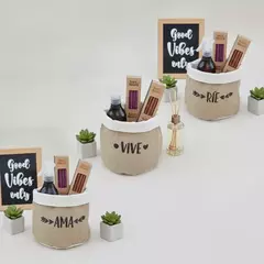 CESTO CONTENEDOR DE ARPILLERA CON ESTAMPA 20x20 cms - comprar online