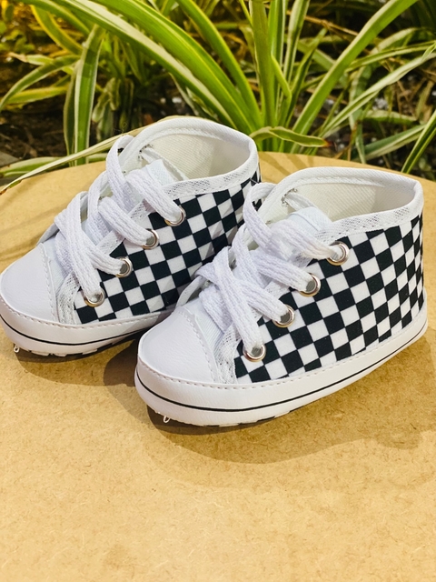 Tênis para Bebê Cano Alto Mini Quadriculado