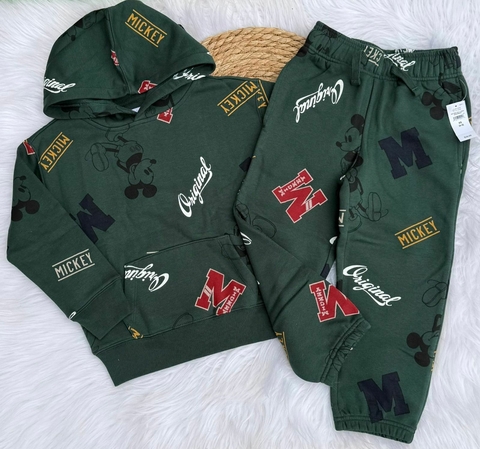 Conjunto mickey verde GAP
