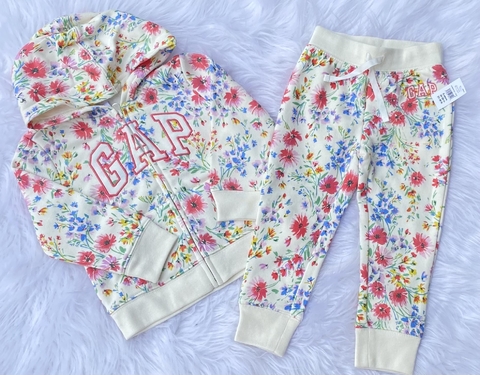 Conjunto G@p flores off - comprar online