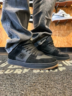 ZAPATILLA MANTECA SS DC (FULL BLACK)