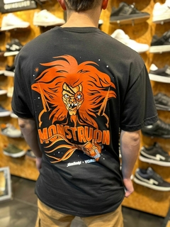 REMERA MC MONSTRUON VOMER