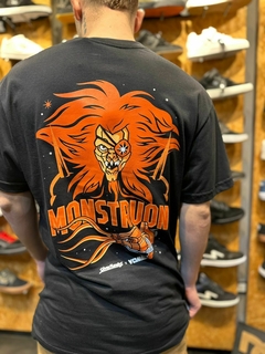 REMERA MC MONSTRUON VOMER en internet