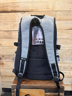 MOCHILA JAGER HANG LOOSE (GRIS) - comprar online