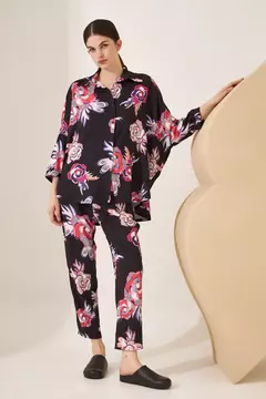 Camisa Flowers - Las Gretas