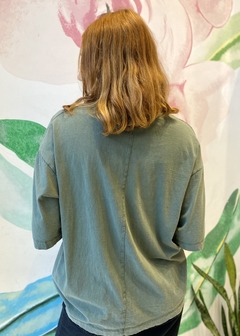 Remeron Jade boxy - comprar online