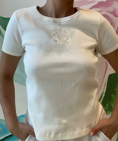 Remera Flower - tienda online
