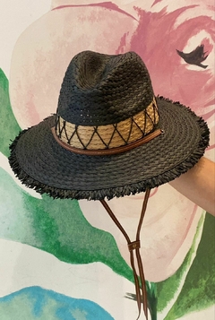 Sombrero Bird