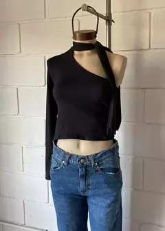 remera 1 hombro en internet
