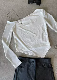 remera combinada con tul - MOKA