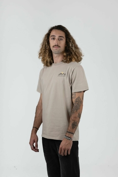 ROADS CLASSIC TEE (8148) - SHOP ONLINE l Natural Surf Shop