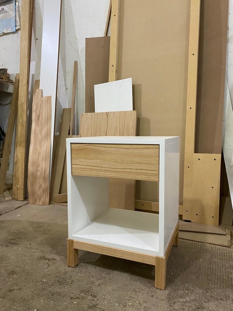 Juego x 2 Mesas de luz GAEL combinadas