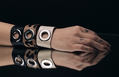 Pulsera CUERO Ojalillo - comprar online