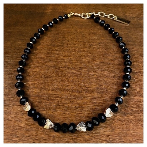 Collar LOVE dorado