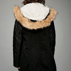 Campera Rimmel mujer capucha con piel y forro interior desmontable de corderito abrigada cierre metálico - MARÍA VICTORIA - Ropa y accesorios - Tienda Online
