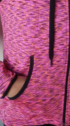 Campera deportiva mujer lycra bolsillos delanteros cierre cordón ajustable cuello alto - comprar online