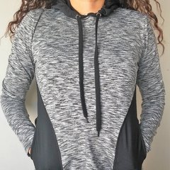 Buzo deportivo mujer lycra bolsillos delanteros con cierre cordón ajustable cuello alto cintura entallada