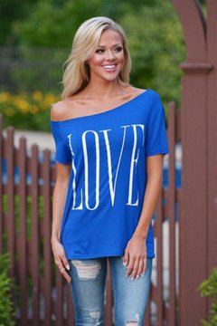 Remera Love hombro descubierto - comprar online