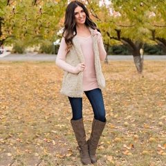 Chaleco Corderito Capucha - MARÍA VICTORIA - Ropa y accesorios - Tienda Online